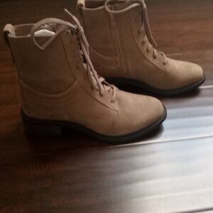 Chelsea leather pebble Suede